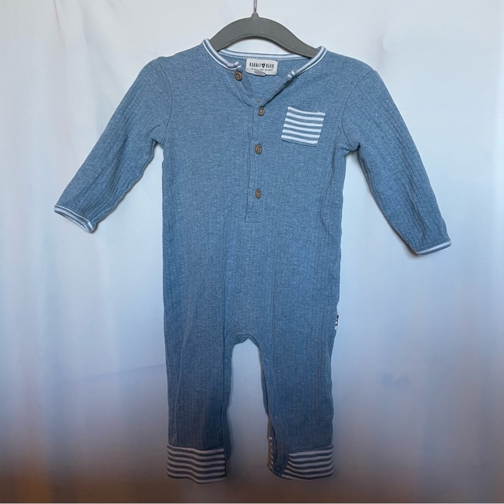 100% Organic Rabbit + Bear Infant Bodysuit
